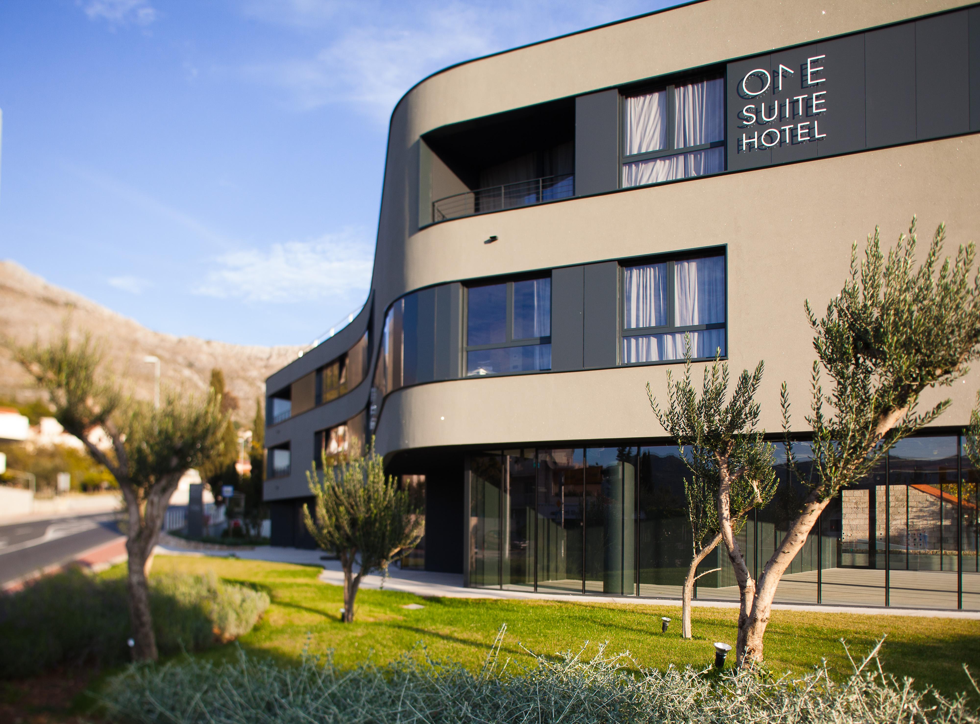 One Suite Hotel Mlini Ngoại thất bức ảnh